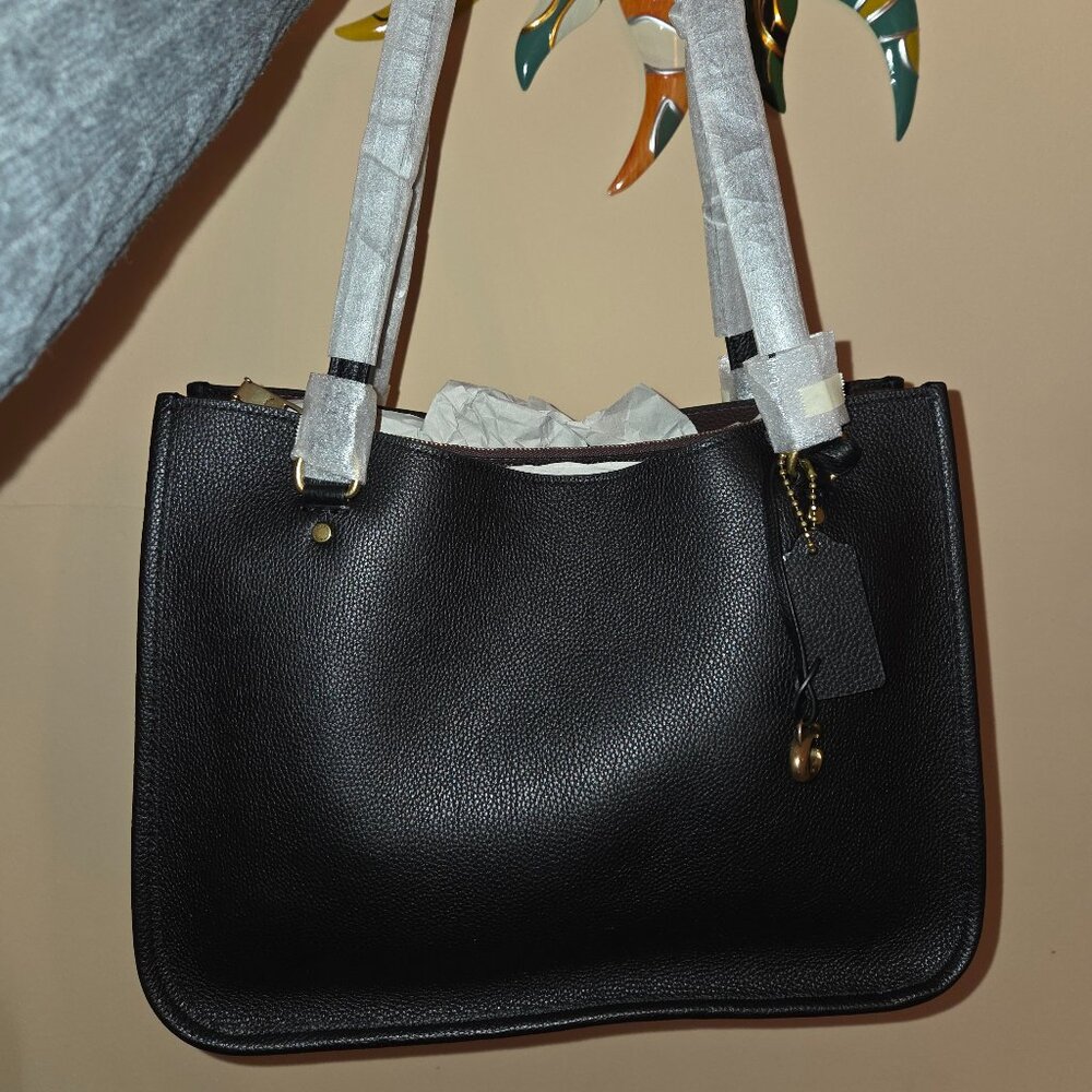 Authentic NWT COACH Tyler Black Pebbled Leather Carryall tote bag